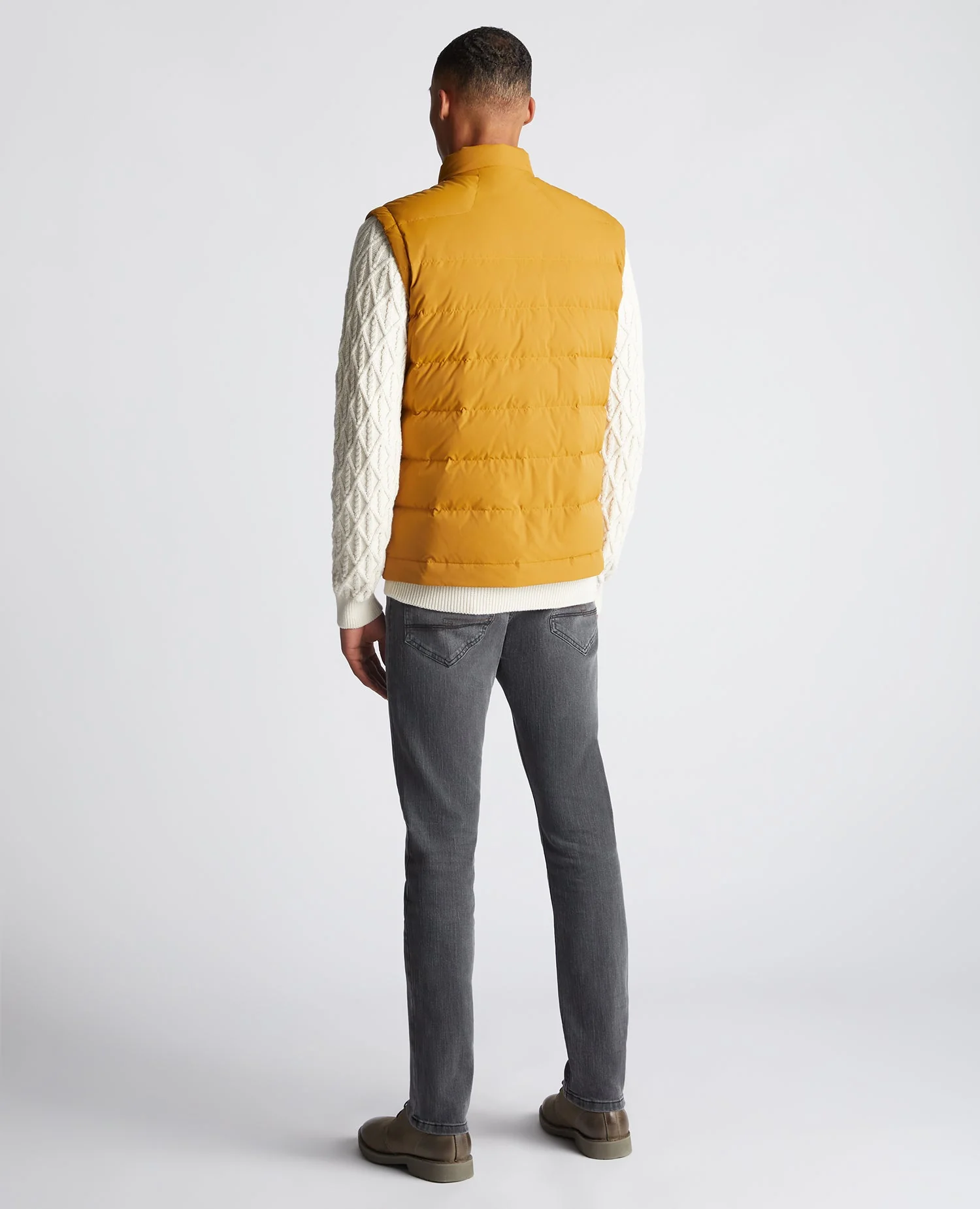 Regular Fit Quilted Gilet - Image 3