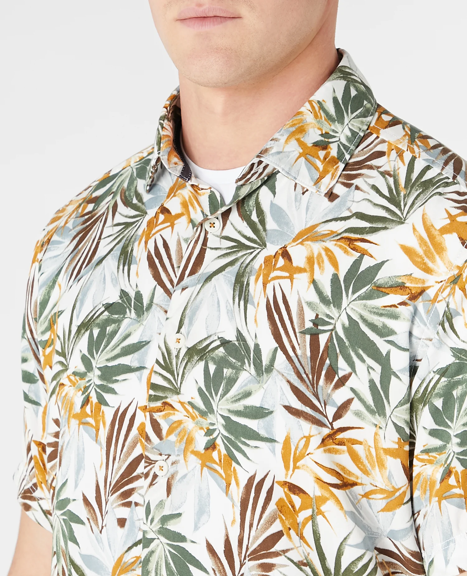 Tapered Fit Print Short Sleeve Shirt - Image 4