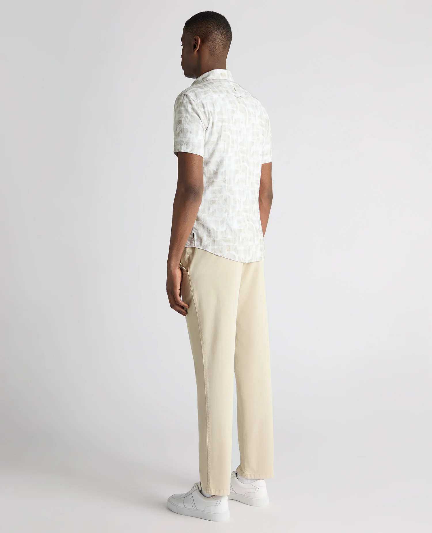 Slim Fit Printed Short-Sleeve Shirt - Image 4