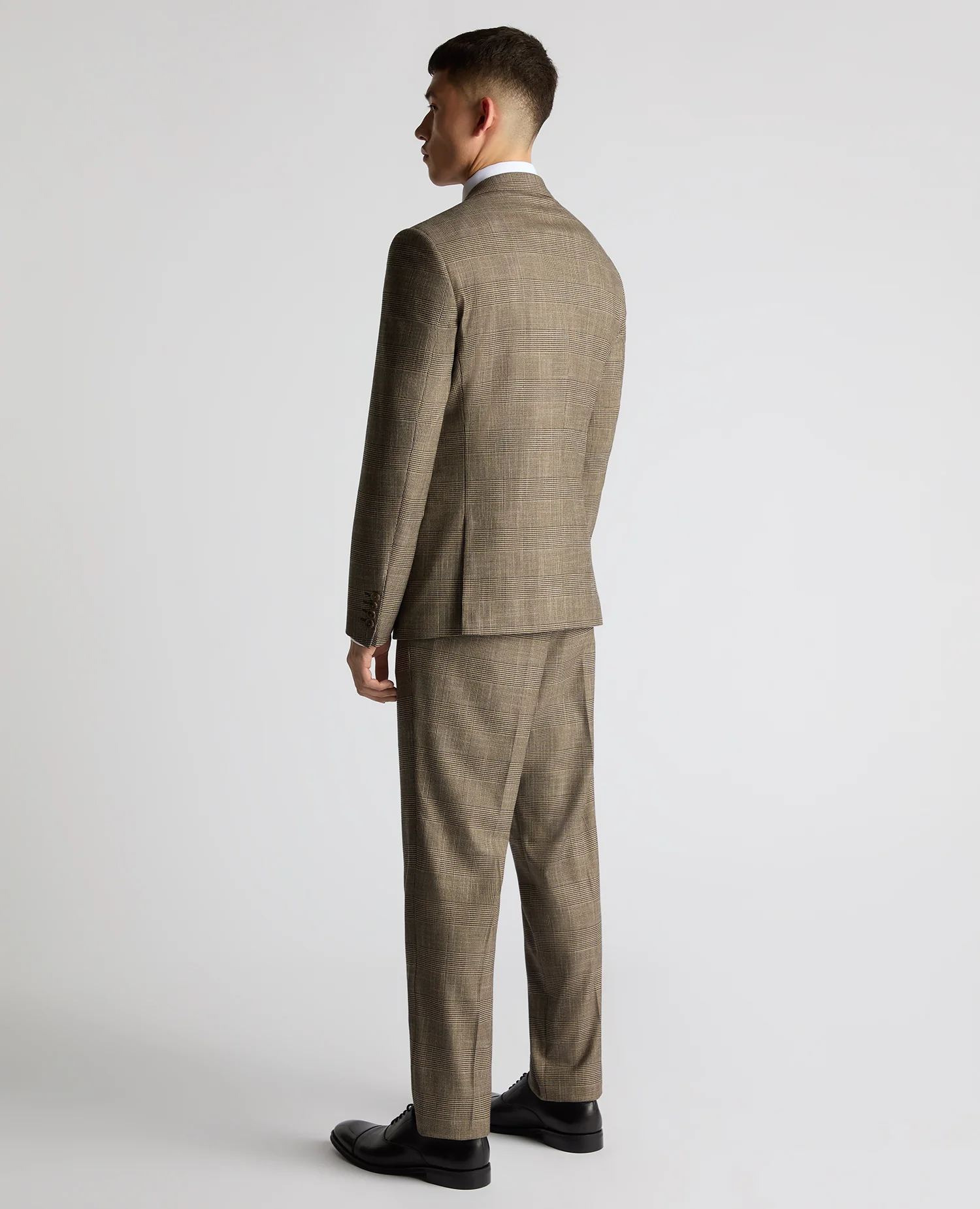 Slim Fit Double Breasted Suit - Image 3