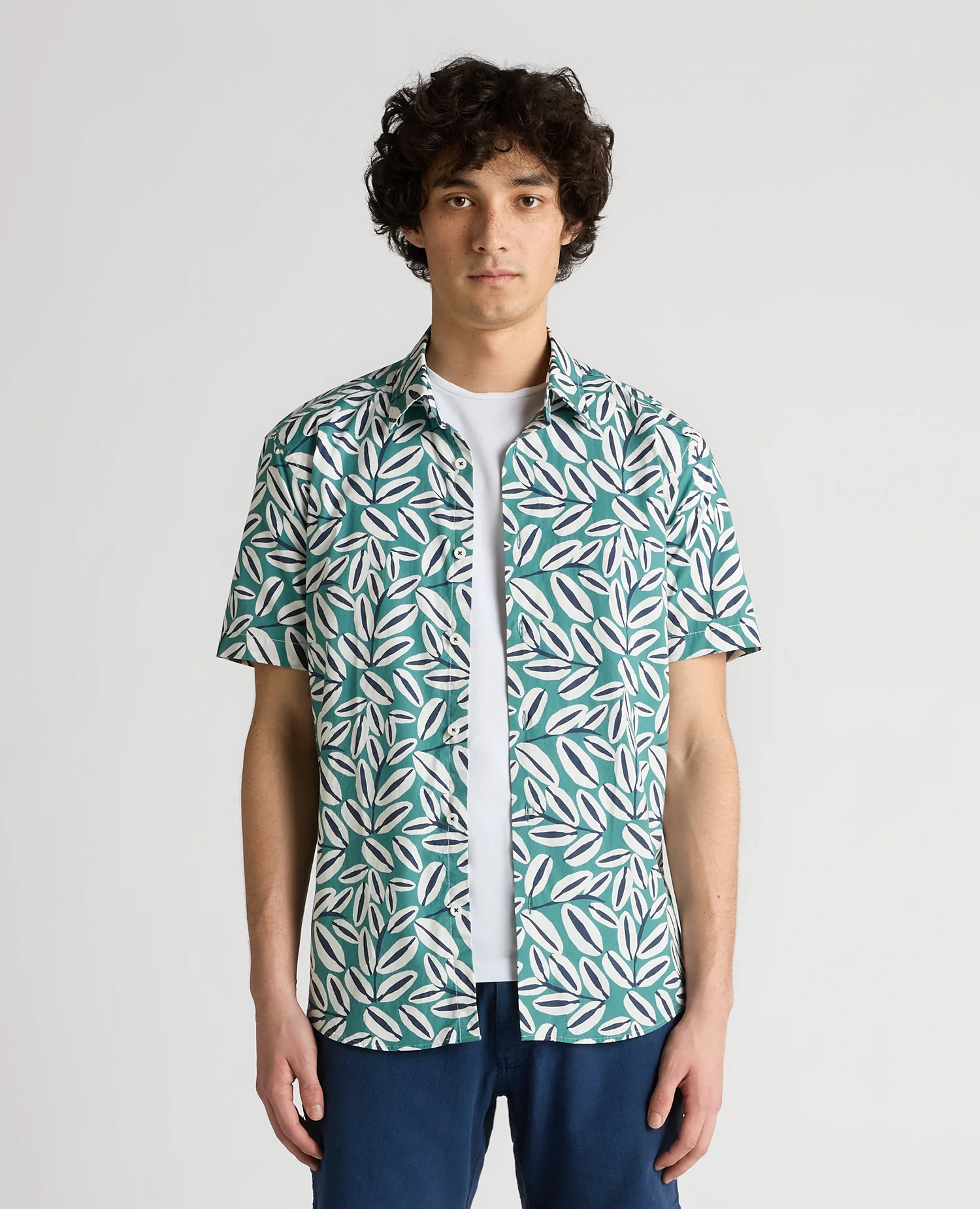 Slim Fit Cotton Stretch Leaf Print Shirt