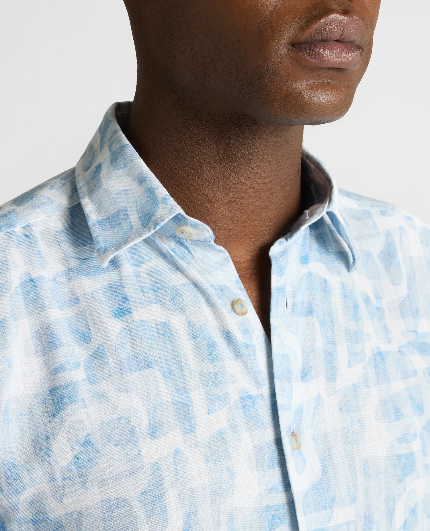 Slim Fit Printed Short-Sleeve Shirt - Image 4