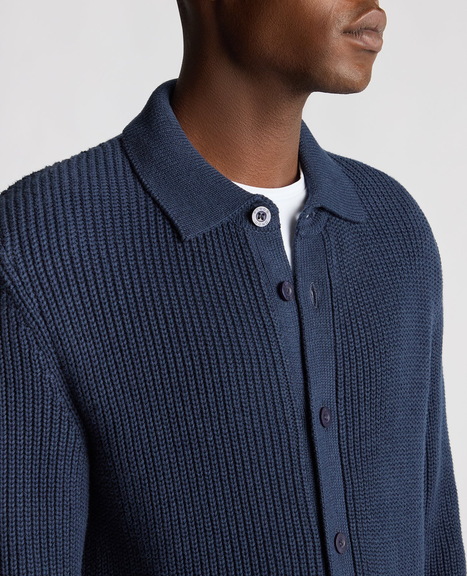 Tapered Fit Chunky Knit Cardigan - Image 5