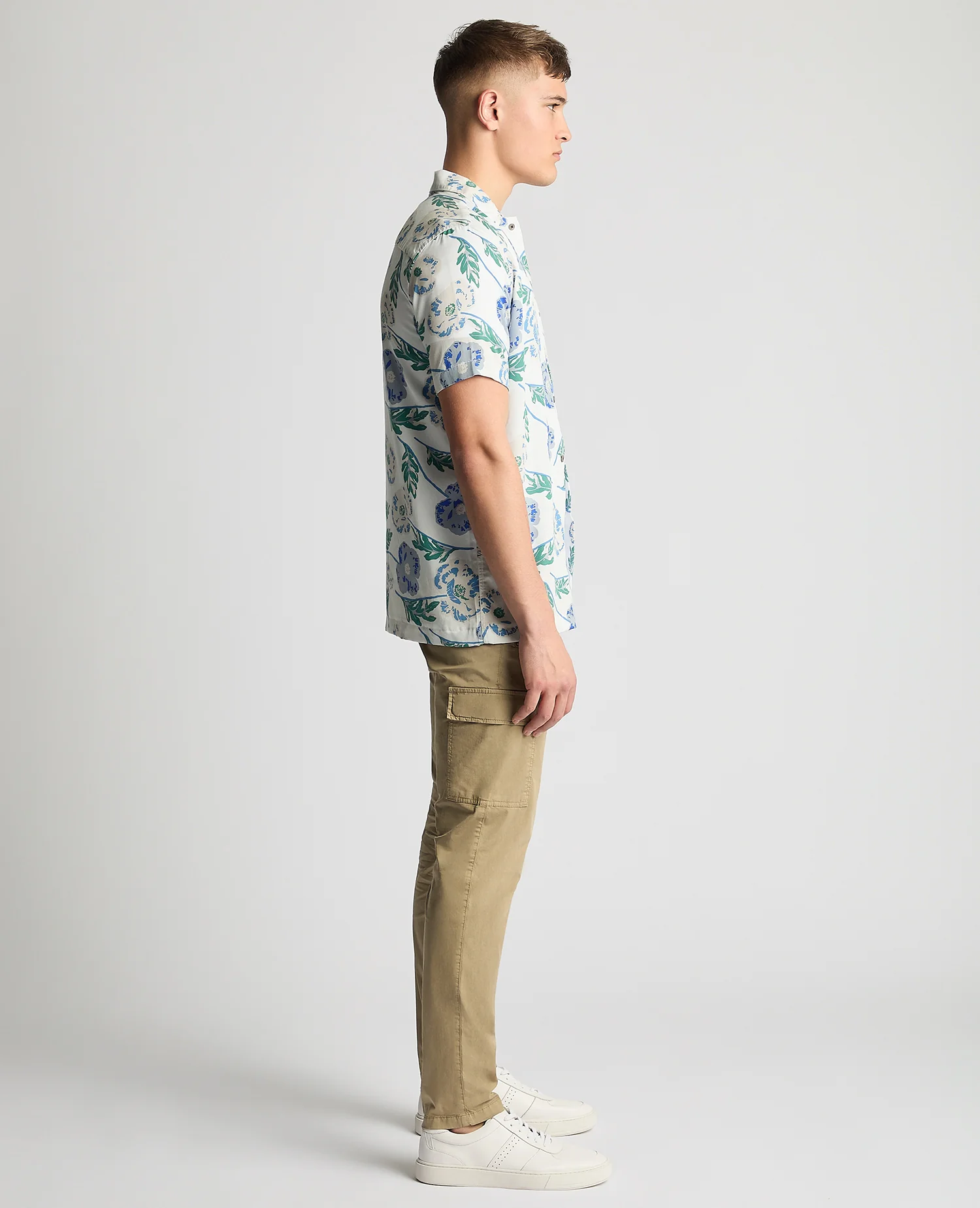 Tapered Fit Cotton Short Sleeve Floral Shirt - Image 3
