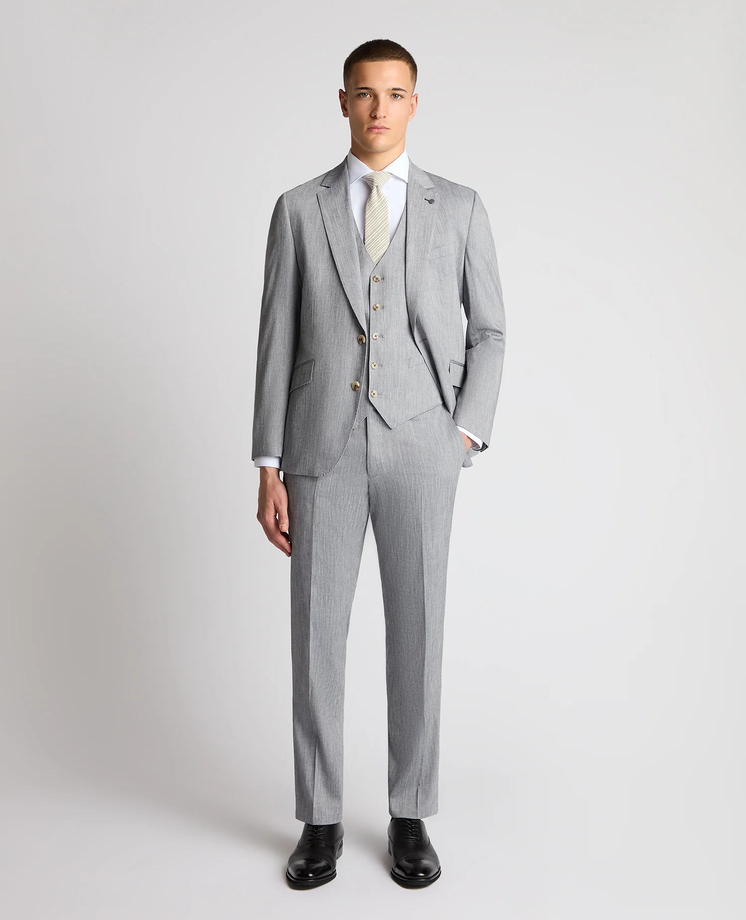 Tapered fit linen-blend stretch waistcoat - Image 2