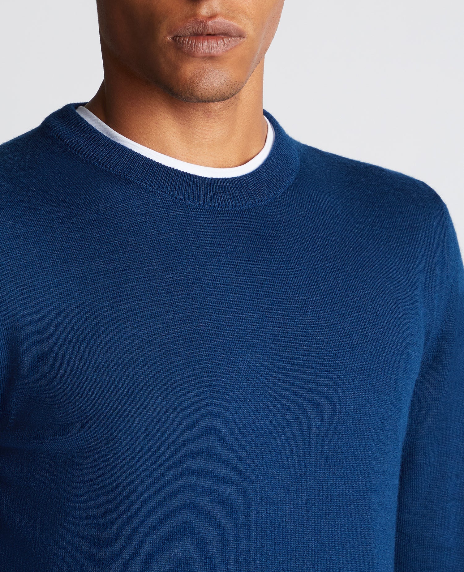 Tapered Fit Merino Wool-Blend Crew Neck Sweater - Image 5