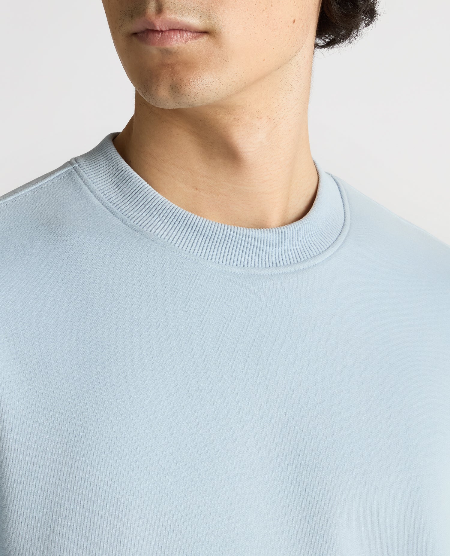 Crew Neck Terry Embroidered Sweatshirt - Image 4