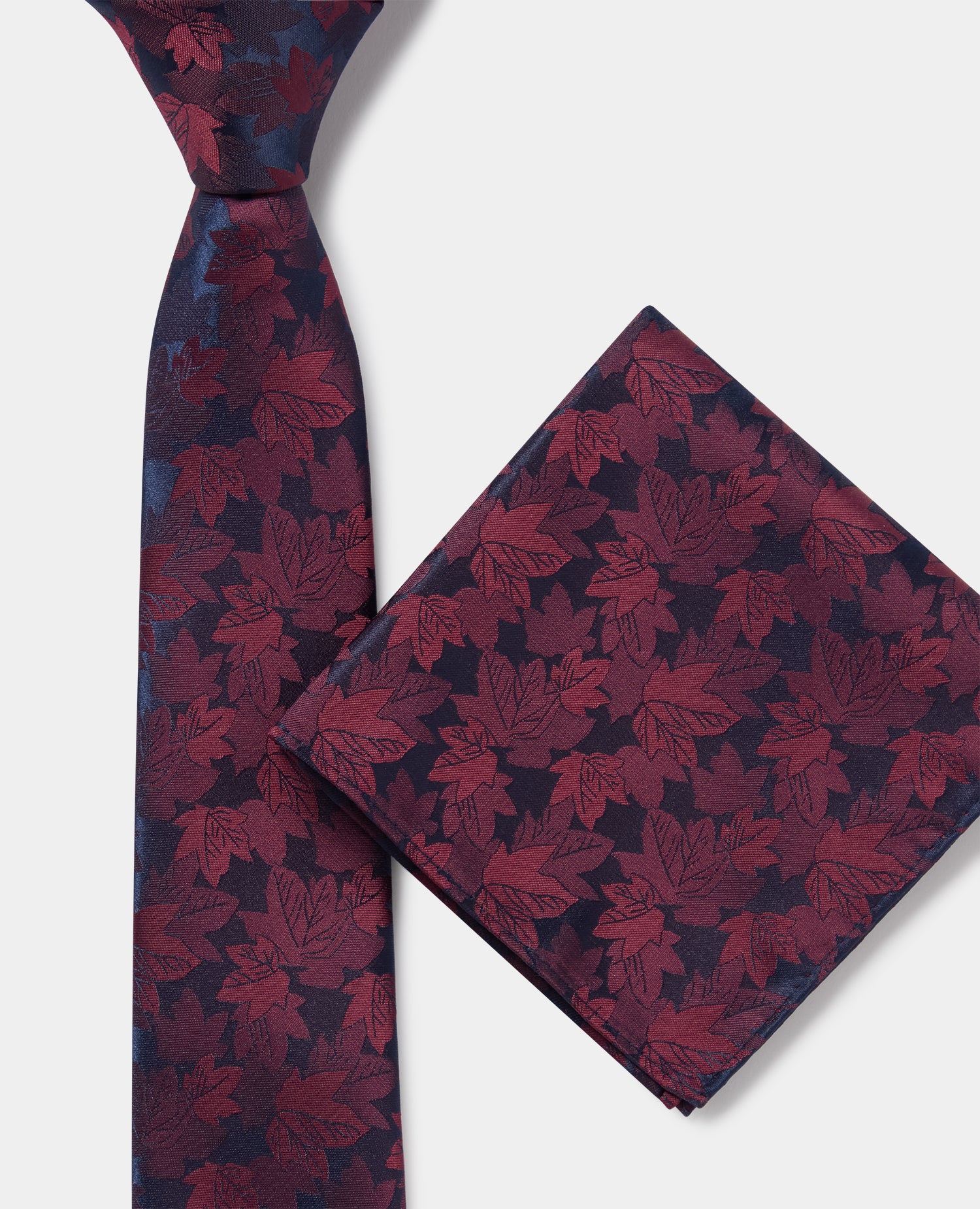 Leaf Cluster Print Tie - Image 3