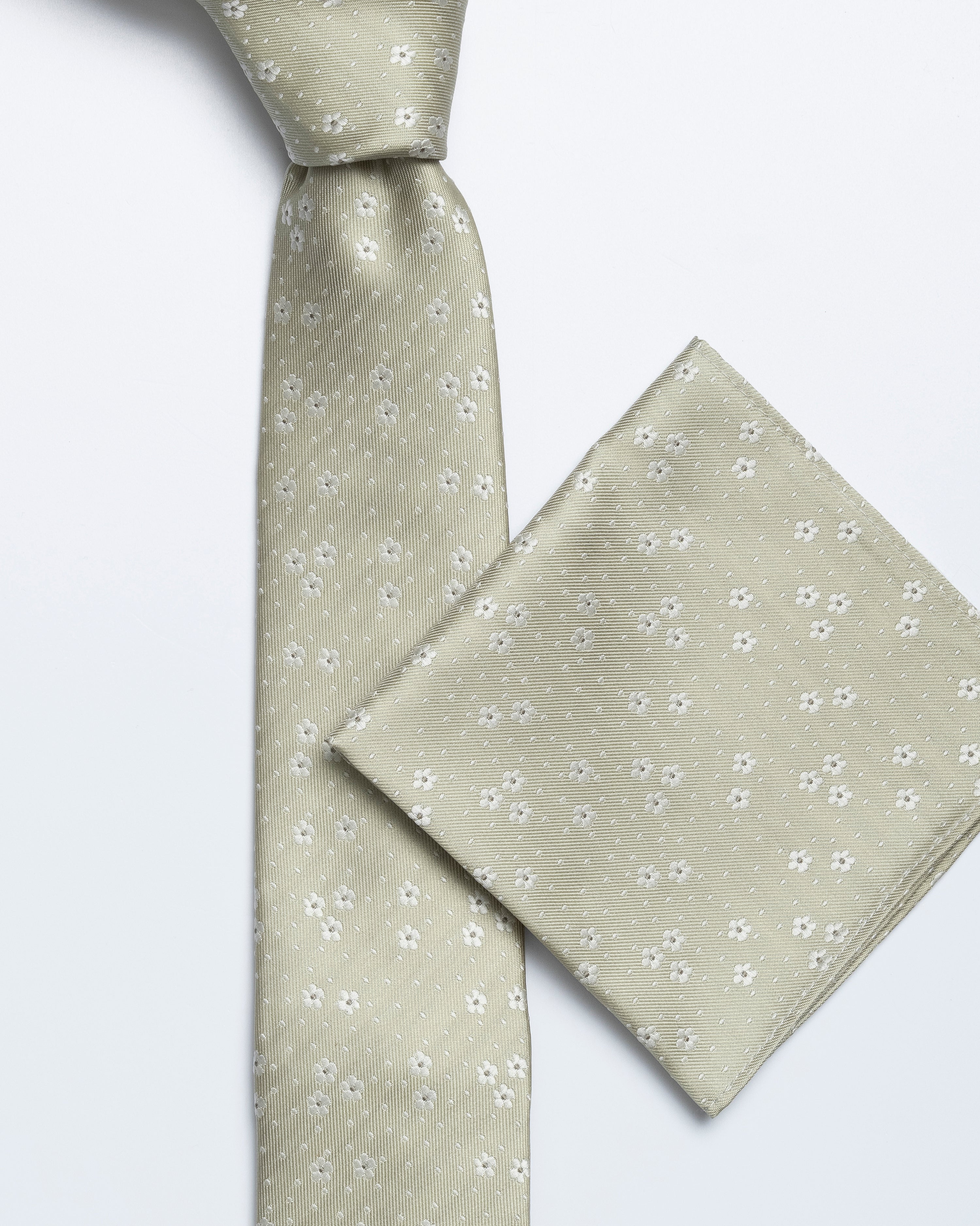 Green Floral Tie - Image 3